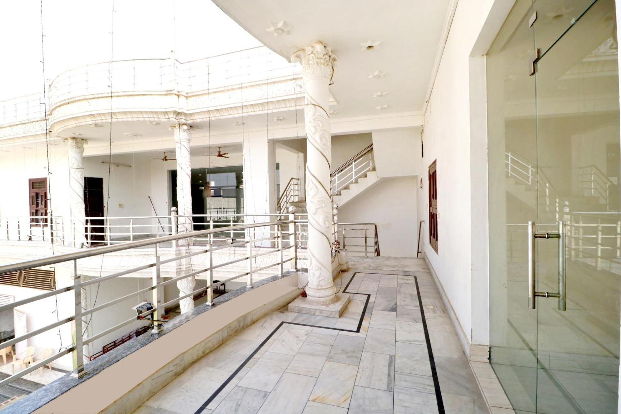 Hotel O Pushp Vatika Bhiwāni Exterior foto